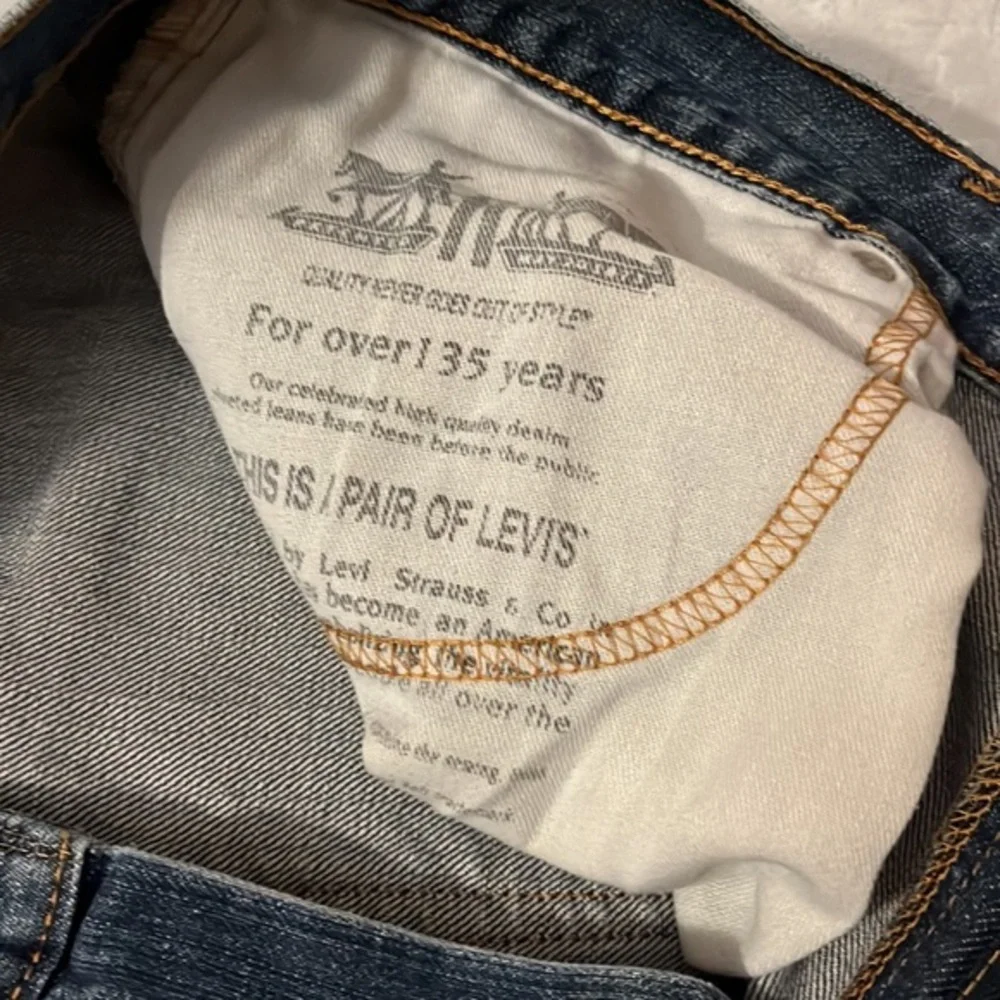 Levi’s Men’s 505 Straight Leg Size 40 x‎ 30